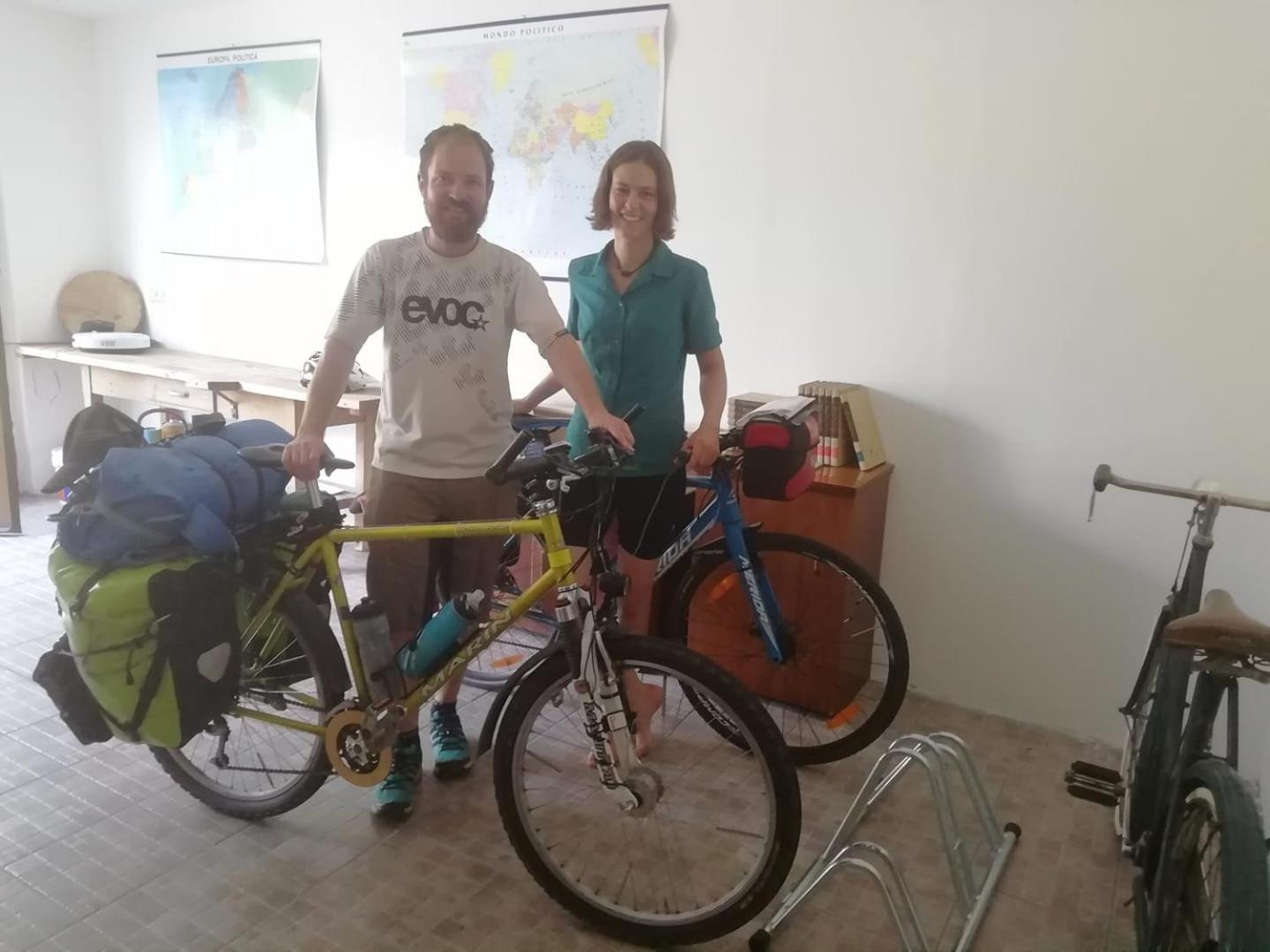 Buia B&B Books & Bikes المظهر الخارجي الصورة